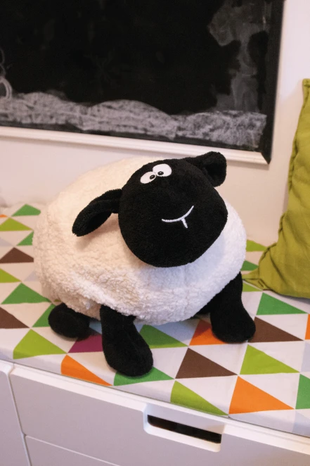 Duża pluszowa owca SAMIRA z logo Zdjęcie 6