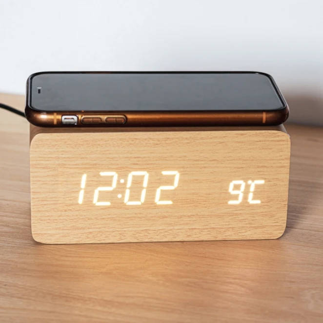 Zegar z ładowarką indukcyjną z logo firmy Zdjęcie 7