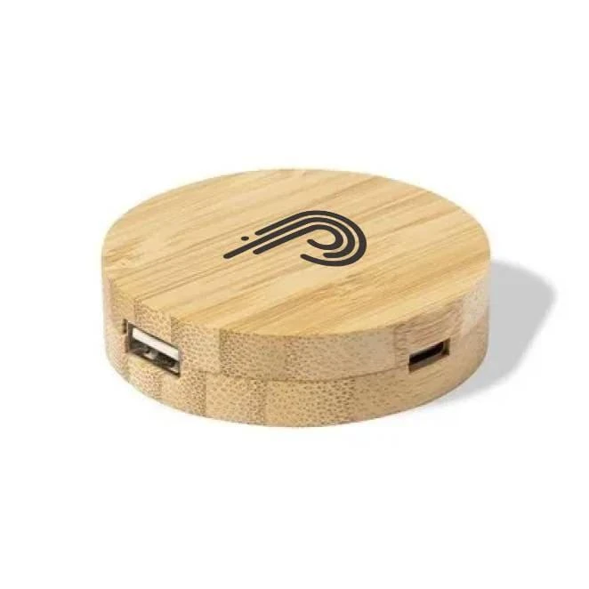 Bambusowy hub USB i USB typu C z logo Zdjęcie